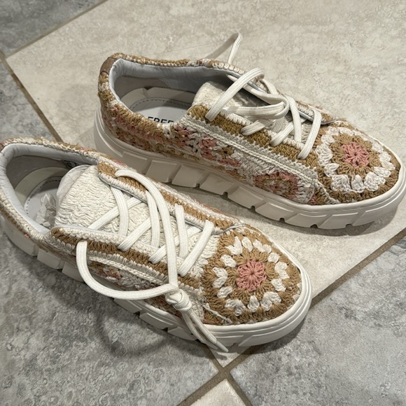 Free People Catch Me If you can crochet sneakers 39 - Picture 2 of 5